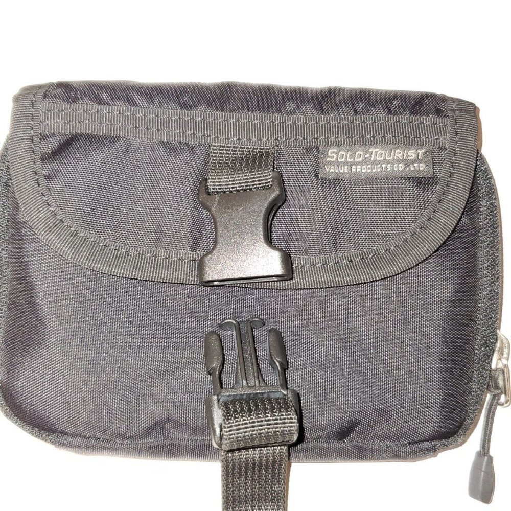 Solo-Tourist Pouch (Black), 6.5in x 4.5in